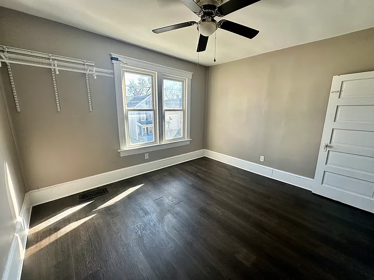 322 Boyd Ave #1/2 — Photo 23