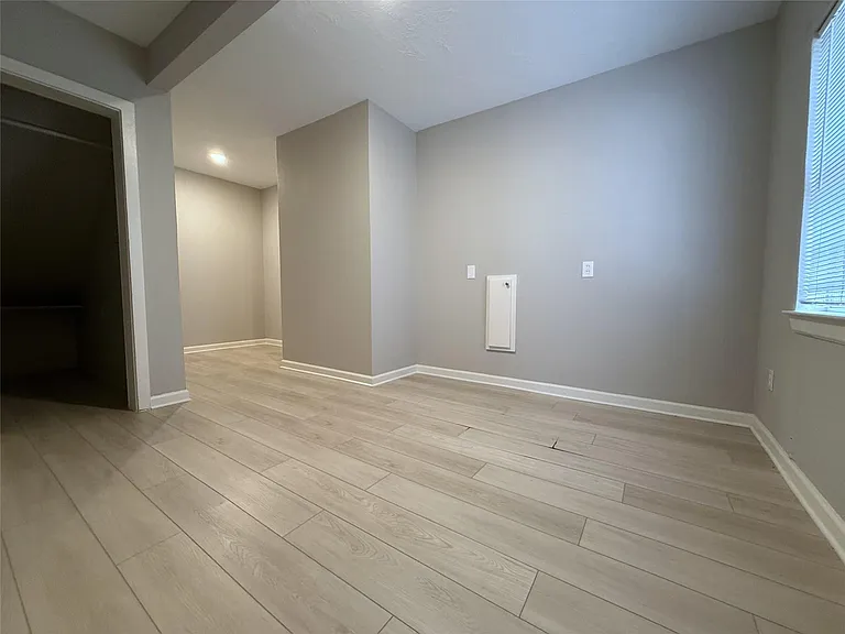 1702 Studewood St — Photo 5