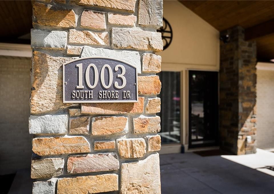1003 NW South Shore Dr, Lake Waukomis, MO 64151 Zillow