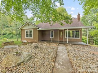 206 Terrell Cove Rd, Canton, NC 28716