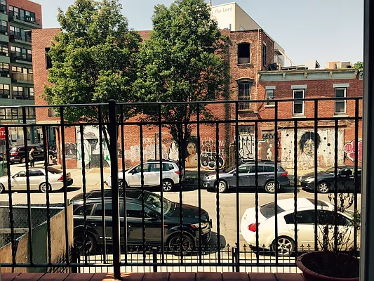 Rented by Brown Harris Stevens | media 28