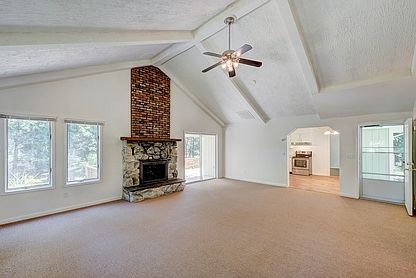 5th image of 1 Linden Ct