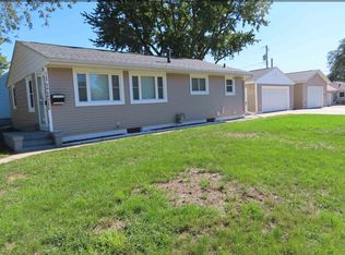 3100 4th Avenue Pl, Sioux City, IA 51106