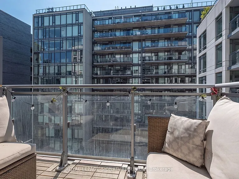 525 Adelaide St W #1534 — Photo 13