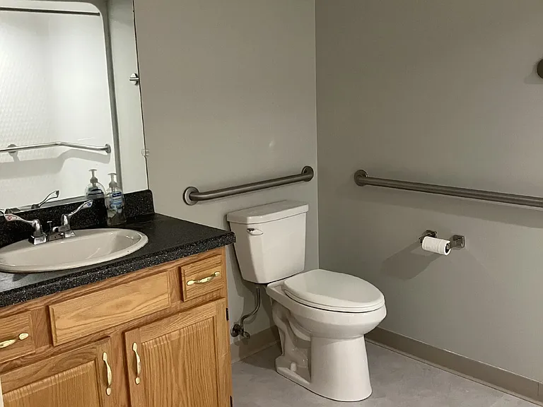 1027 Whitney Rd E #1 — Photo 11