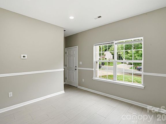 5th image of 5232 Javitz Rd