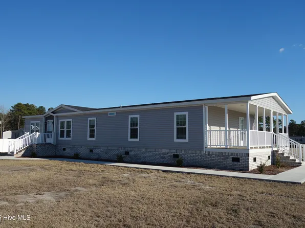 929 Willow Place SW, Calabash, NC 28467