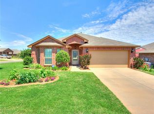 11309 NW 97th St, Yukon, OK 73099