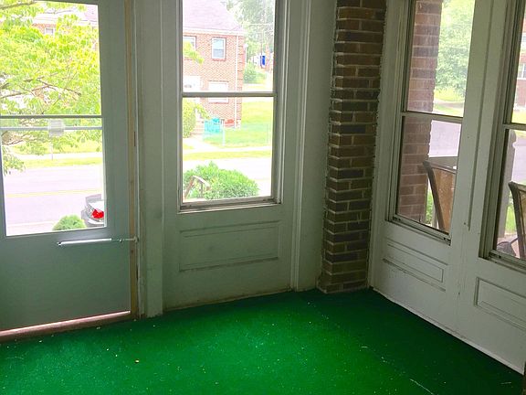 2nd image of 868 Parkside Ave