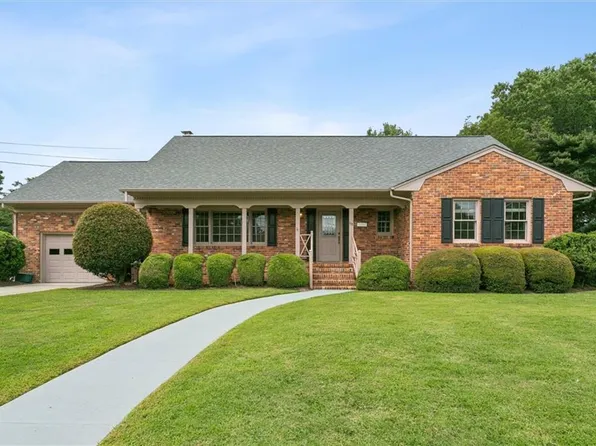 113 Southerland Dr, Hampton, VA 23669