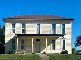 220 High St, Platte City, MO 64079