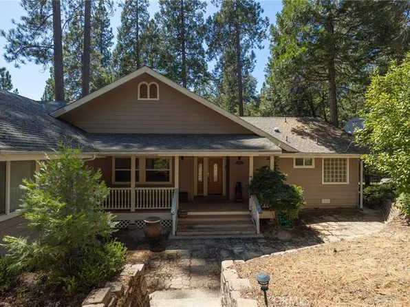 39964 N Cedar Vista Cir, Bass Lake, CA 93604