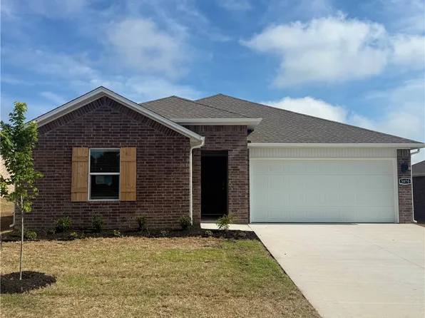 3070 Rosalee Ln, Centerton, AR 72736