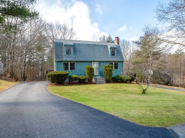 108 Theresa Cir, Northbridge, MA 01534