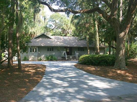 2nd image of 6 Governors Rd