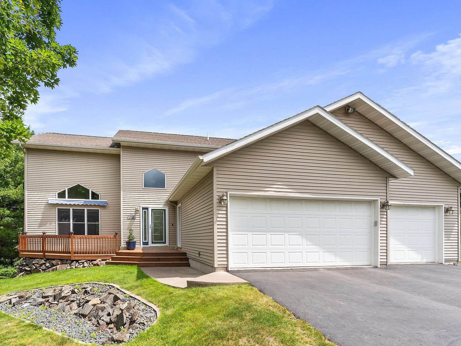 2201 Karl Ave, Duluth, MN 55811 Zillow