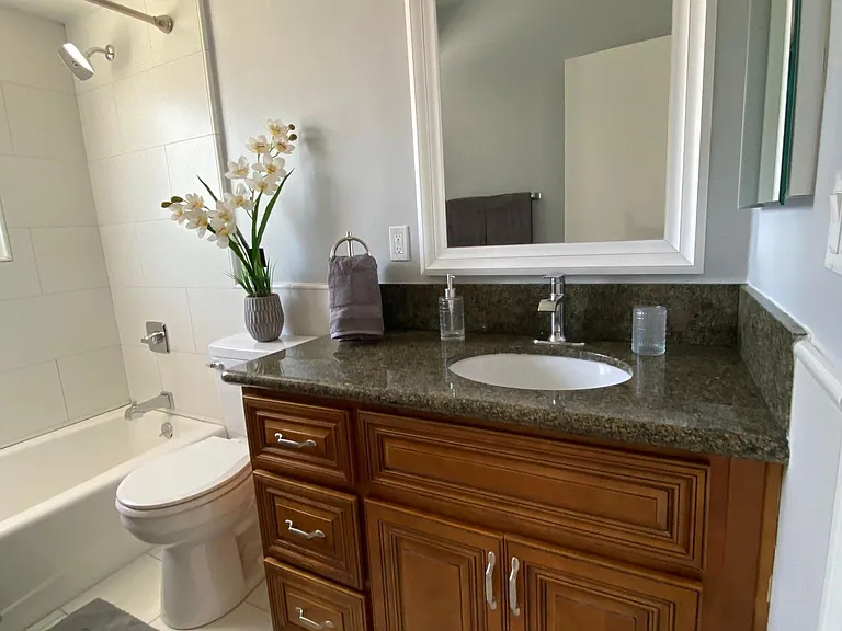 4303 W Adams Blvd #1 — Photo 12