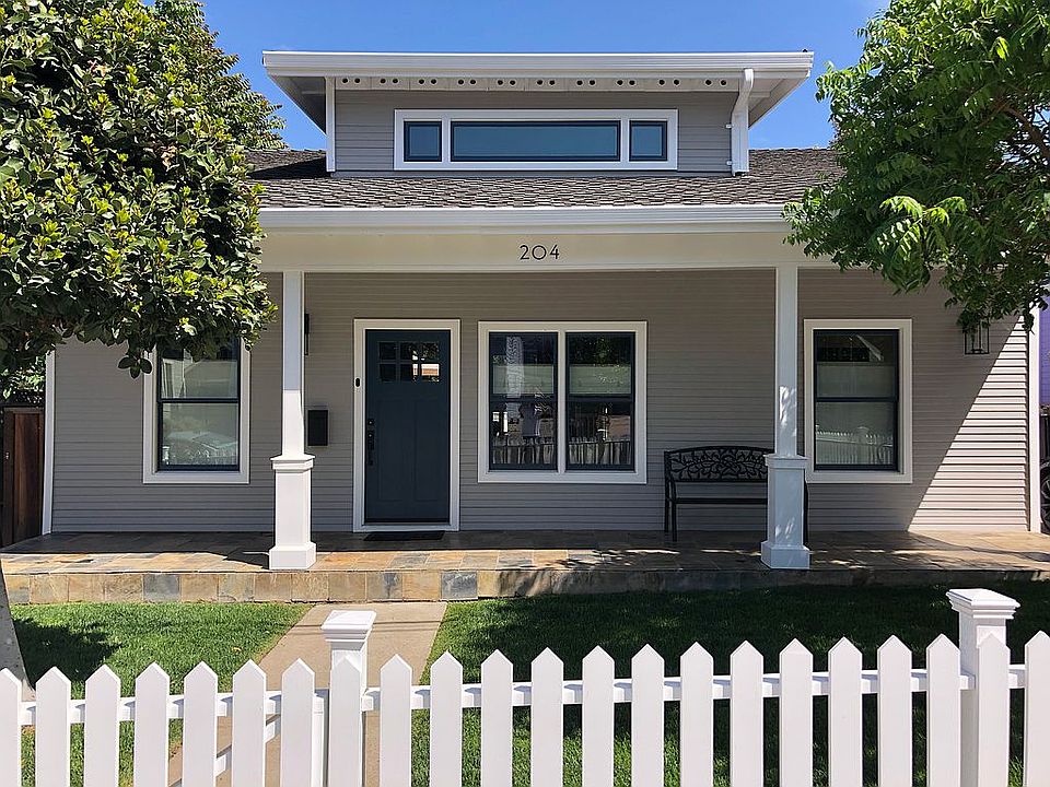 1st image of 204 Edelen Ave
