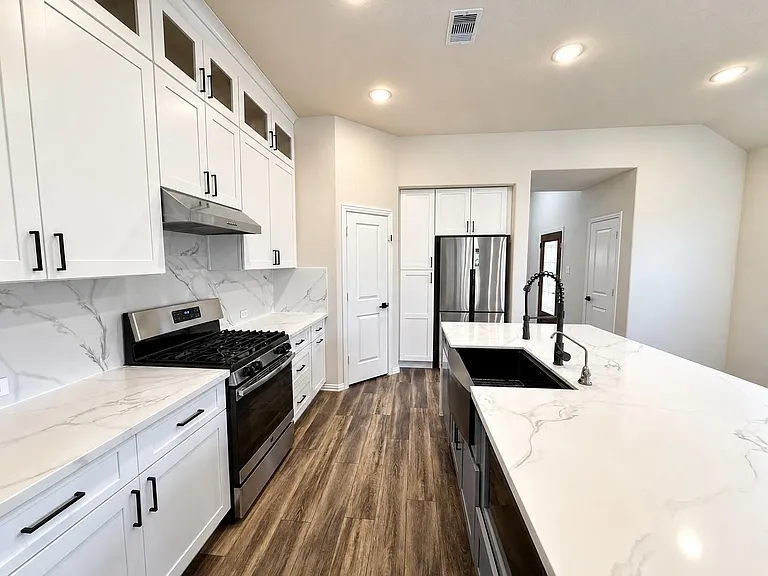 15230 Stuart Bat Cave Ln — Photo 7