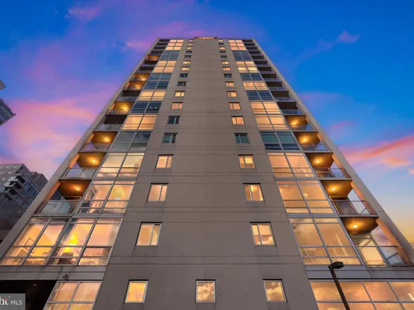 901 N Penn St Unit R1001, Philadelphia, PA 19123