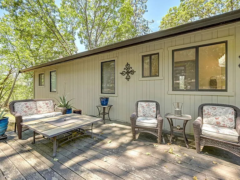 16832 Alice Way — Photo 41