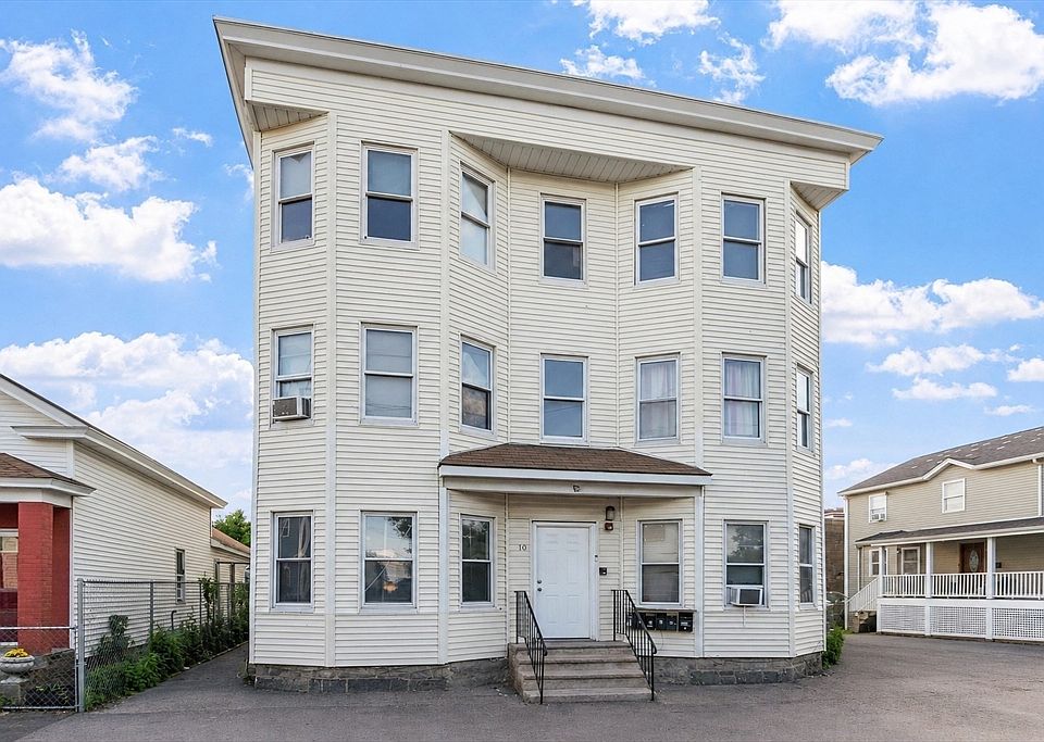 1st image of 10 Kempton Ct