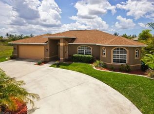 430 Nicholas Pkwy E, Cape Coral, FL 33990