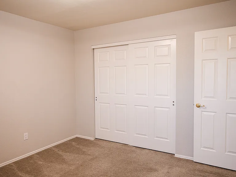 3980 E Graythorn St — Photo 67