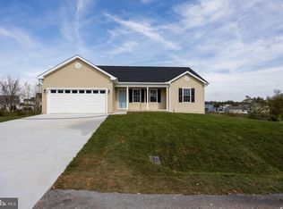 105 Cabriolet, Martinsburg, WV 25401
