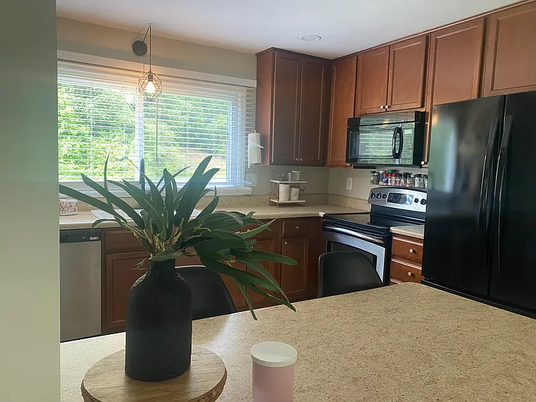8027 Pelleaux Rd — Photo 10