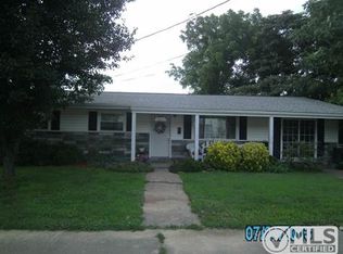 311 S 4th Ave, Paden City, WV 26159