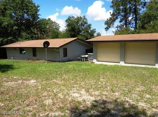 154 Morris Lake Dr, Hawthorne, FL 32640