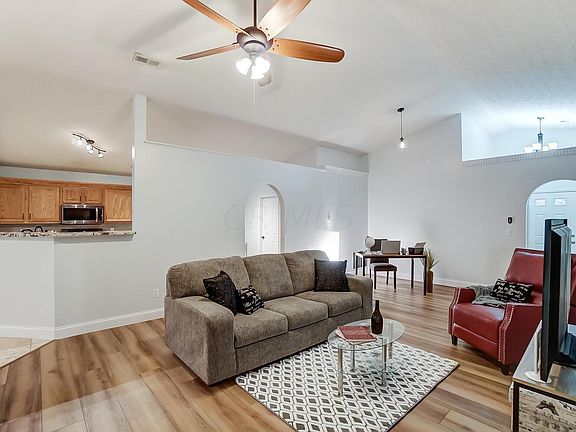 5th image of 431 Wingate Pl S
