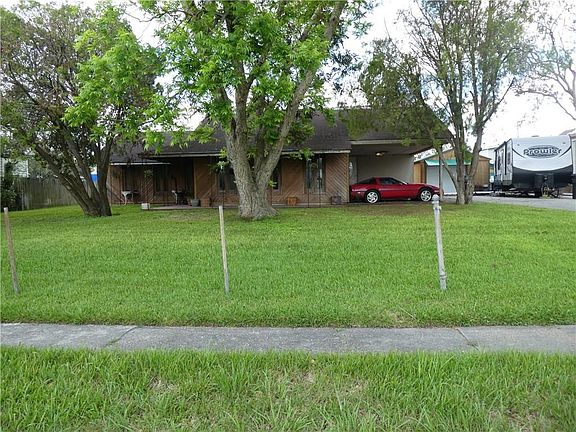 2nd image of 310 Gordon Ave