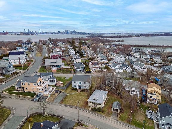 4th image of 150 Huckins Ave