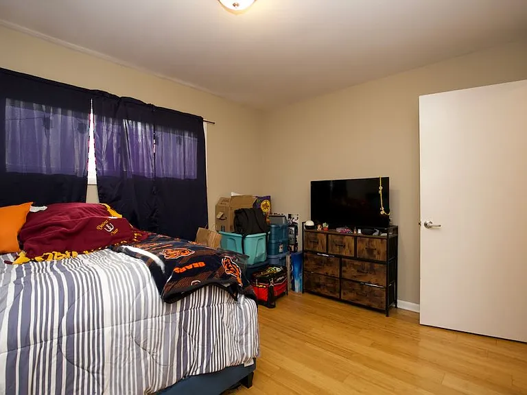 55 E Jeffery Ave #SFH — Photo 13