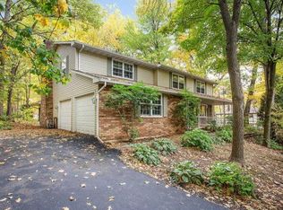 1456 Wyandot Ct, Green Bay, WI 54313