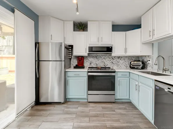 437 Ridgeway Ct, Spring Valley, CA 91977