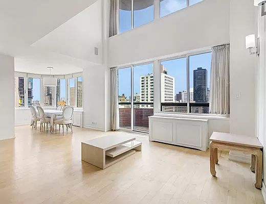 1st image of 300 E 62nd St APT 2502