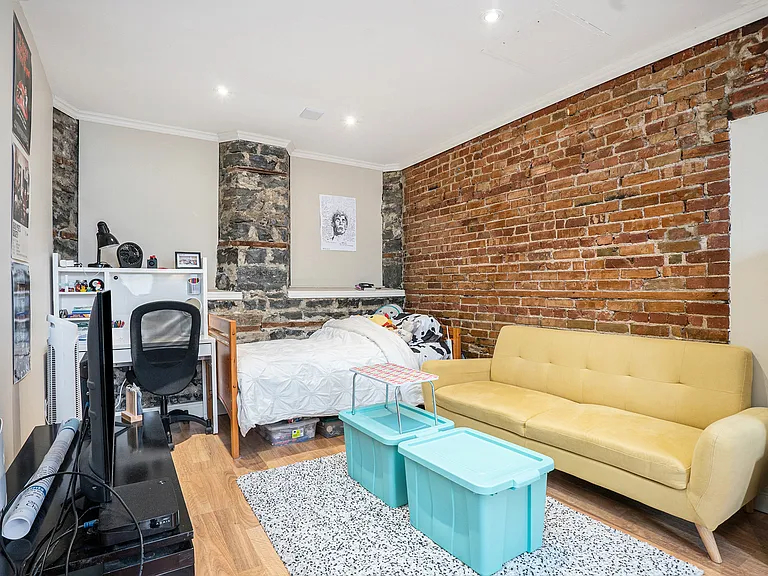 329 Johnson St #2 — Photo 2