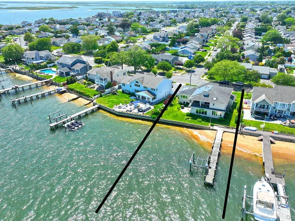 69 Ocean Avenue, Massapequa, NY 11758