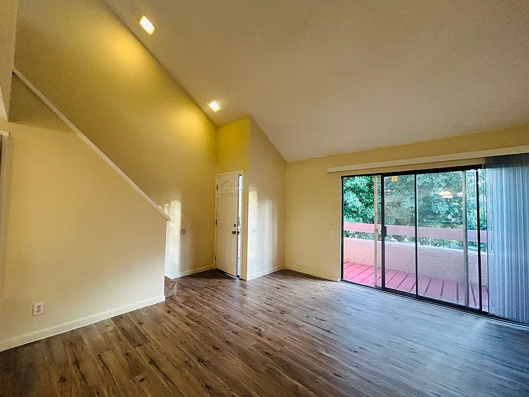 1480 W Edgehill Rd #52 — Photo 1