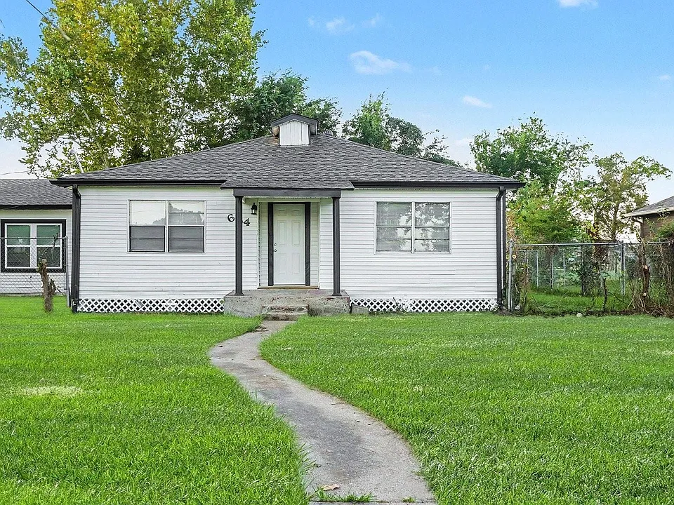 654 Ridge Dr