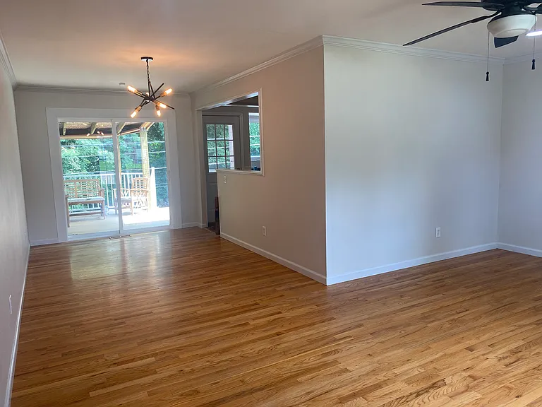 2310 Wesbriar Ct — Photo 7
