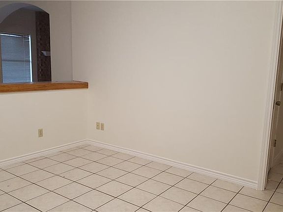 5th image of 8409 Cahill Dr