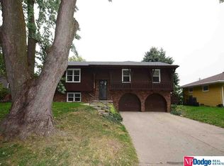 7528 Hartman Ave, Omaha, NE 68134