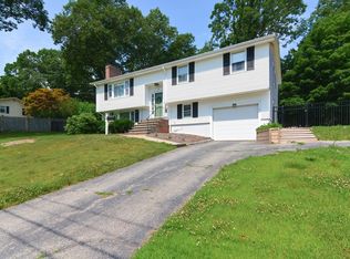 64 Yarmouth Rd, Norwood, MA 02062