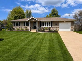 143 Kelwood Ln, Battle Creek, MI 49015