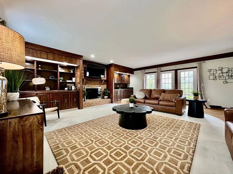 7033 Willowood Dr — Photo 31