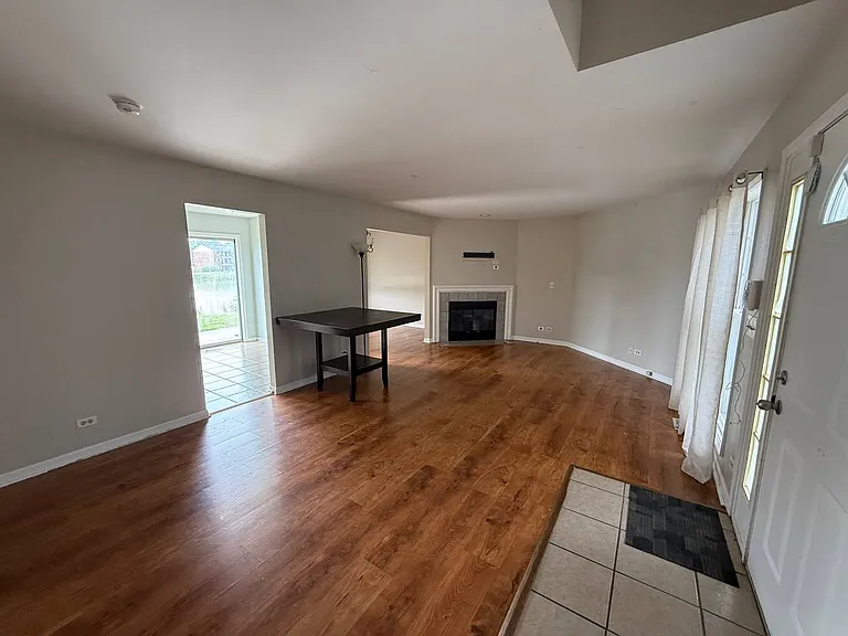 725 Daybreak Ln — Photo 7